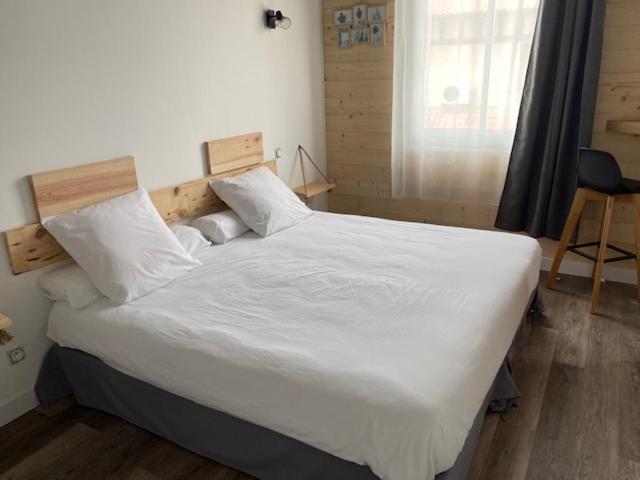 Hotel Bellevue Mimizan-Plage Kültér fotó